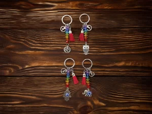 LLAVEROS 7 COLORES
